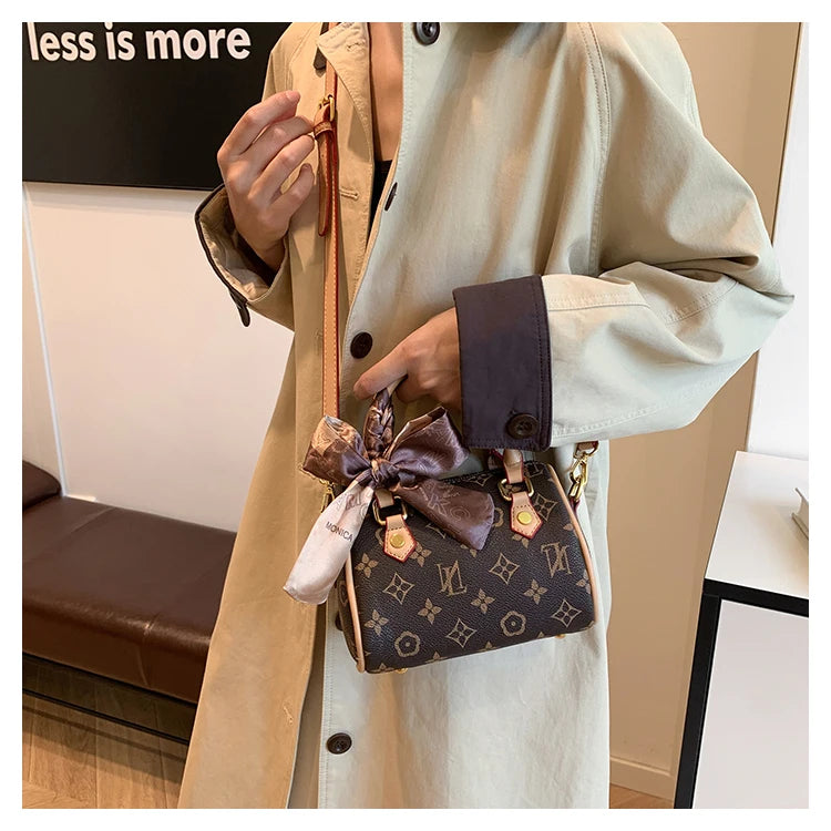 👜 Paris Fashion Designer Elegant Handbag Classic Vintage Style for Luxury Women Leisure Business Commuter Bag | HollandLuxeGlobal.com Exclusive Collector’s Item