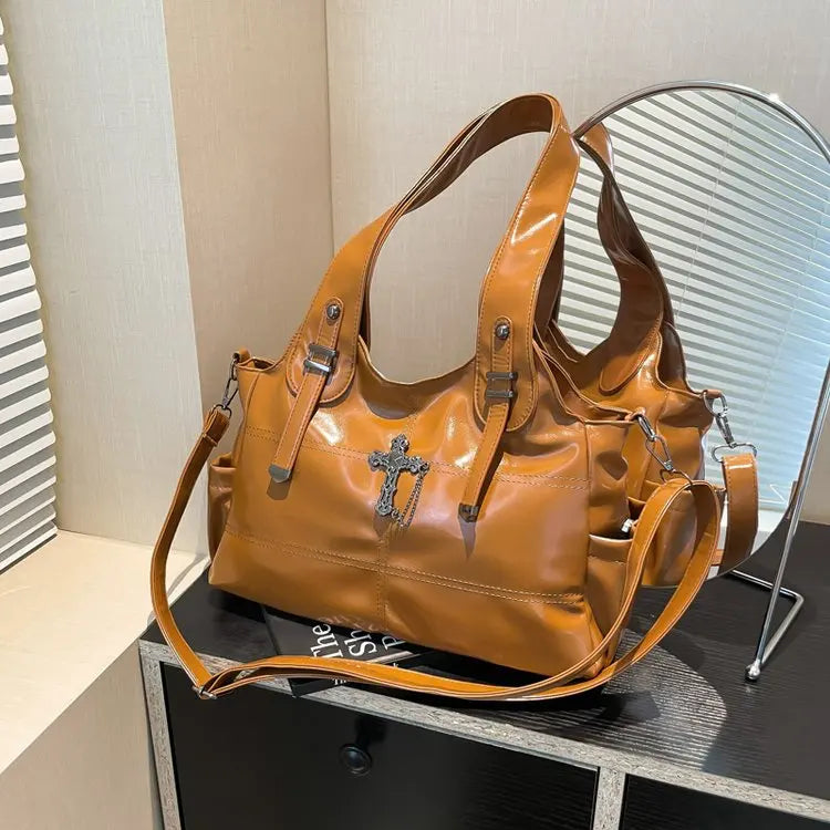 Elegant Tote Bags in Luxurious Leather for Women | Spacious Main Compartment & Refined Side Pockets | Perfect for Office, Travel & Gym | HollandLuxeGlobal.com Exclusive Collector’s Item