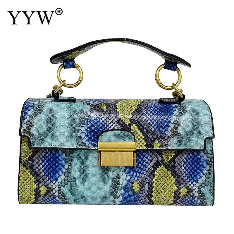 Make a bold statement with this Snakeskin Pattern Luxury Women’s Bag 2023, crafted from premium PU leather with a modern square silhouette. A chic designer tote and crossbody — perfect for confident, fashionable women.

h