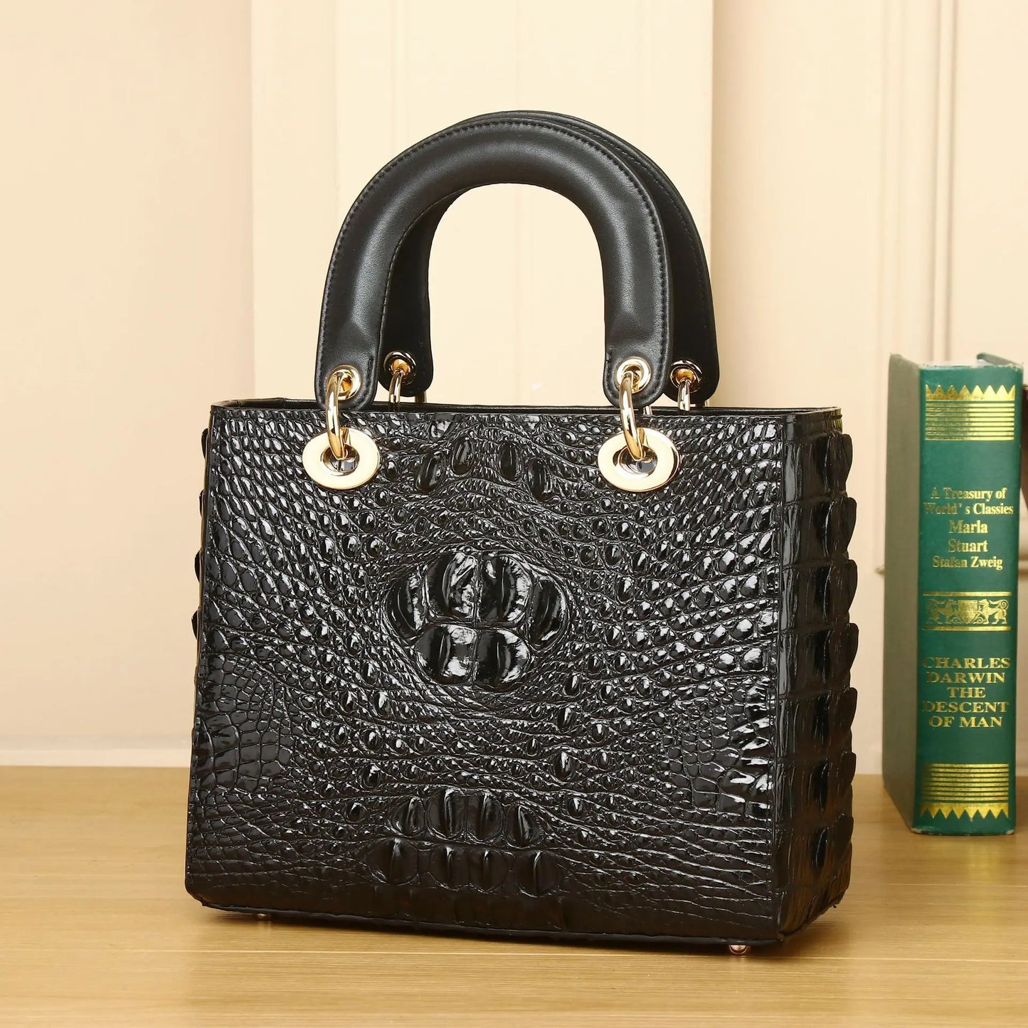 Boutique Premium Feel (for Exclusive Collection)
New Crocodile Pattern Luxury Designer Handbag for Women – Genuine Leather Shoulder & Crossbody Bag | HollandLuxeGlobal.com Exclusive