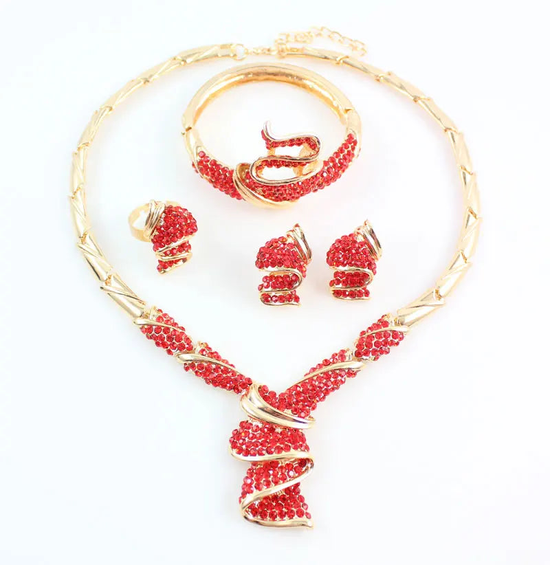 Celebrate elegance and tradition with this African Beads Jewelry Set for Women, a hollandluxeglobal.com bestseller designed to complete any bridal or party look.