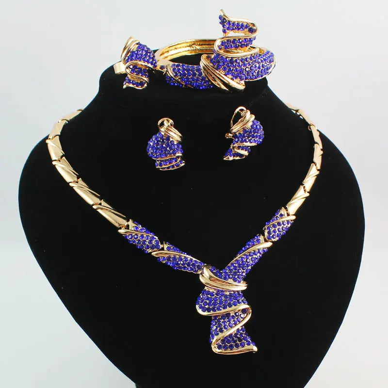 Celebrate elegance and tradition with this African Beads Jewelry Set for Women, a hollandluxeglobal.com bestseller designed to complete any bridal or party look.