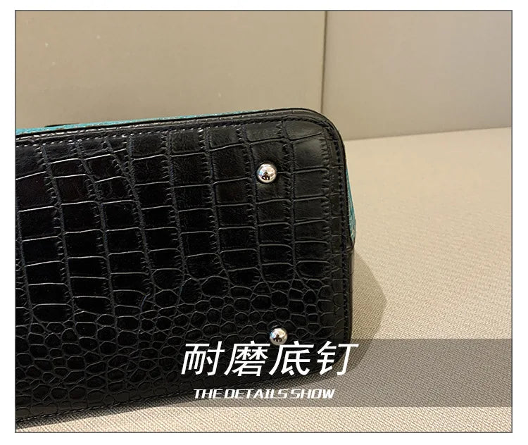 👜 Vintage Embroidered Shoulder Bag – Women’s Luxury Work Purse with Heavy Stitching, Timeless Crossbody Hand-Stitched Details | HollandLuxeGlobal.com Exclusive Collector’s Item