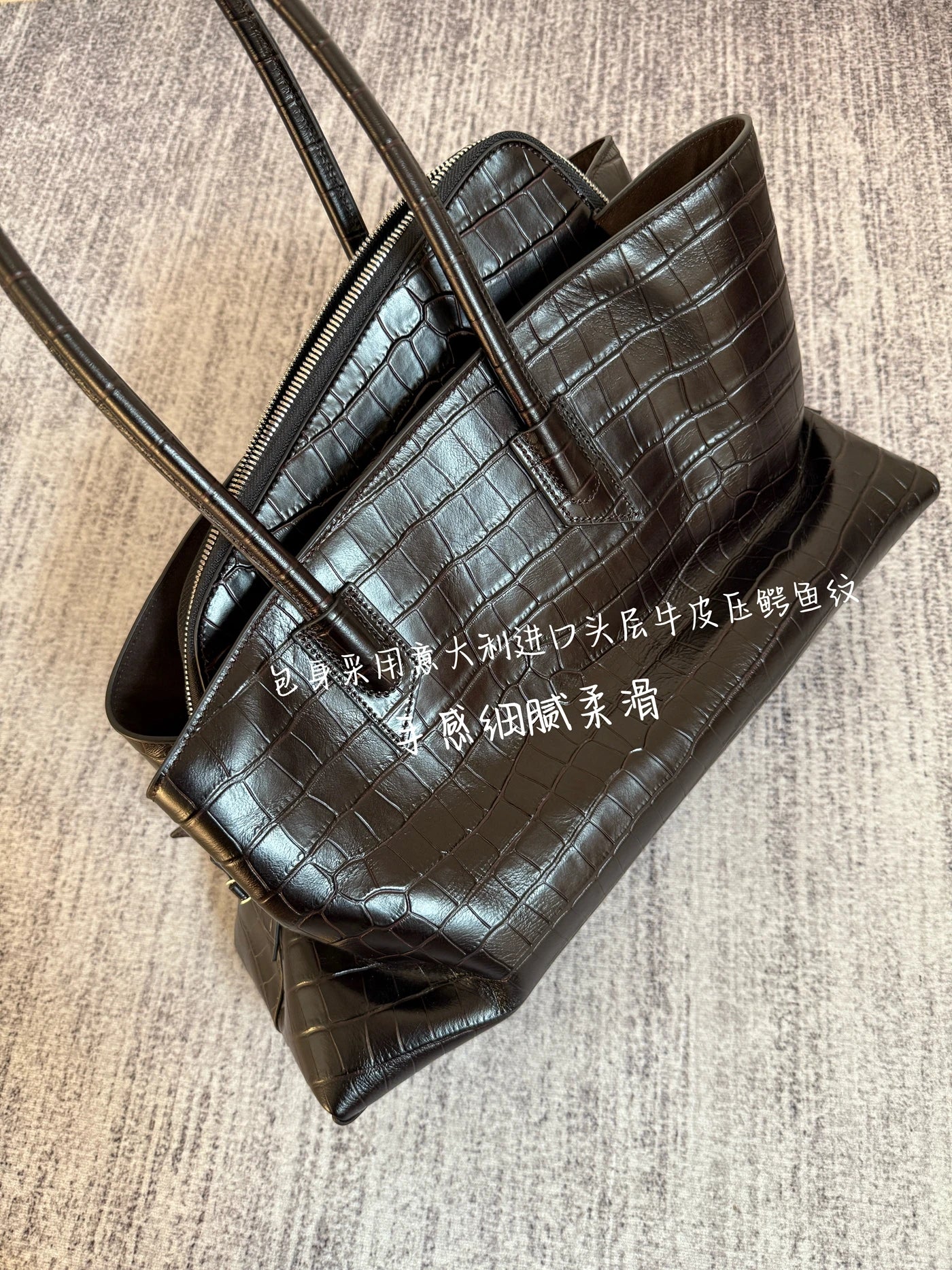 Crocodile Pattern Genuine Leather Luxury Handbag – High Quality Alligator-Style Large Capacity Women’s Tote & Shoulder Crossbody Bag | HollandLuxeGlobal.com Exclusive Collector’s Item