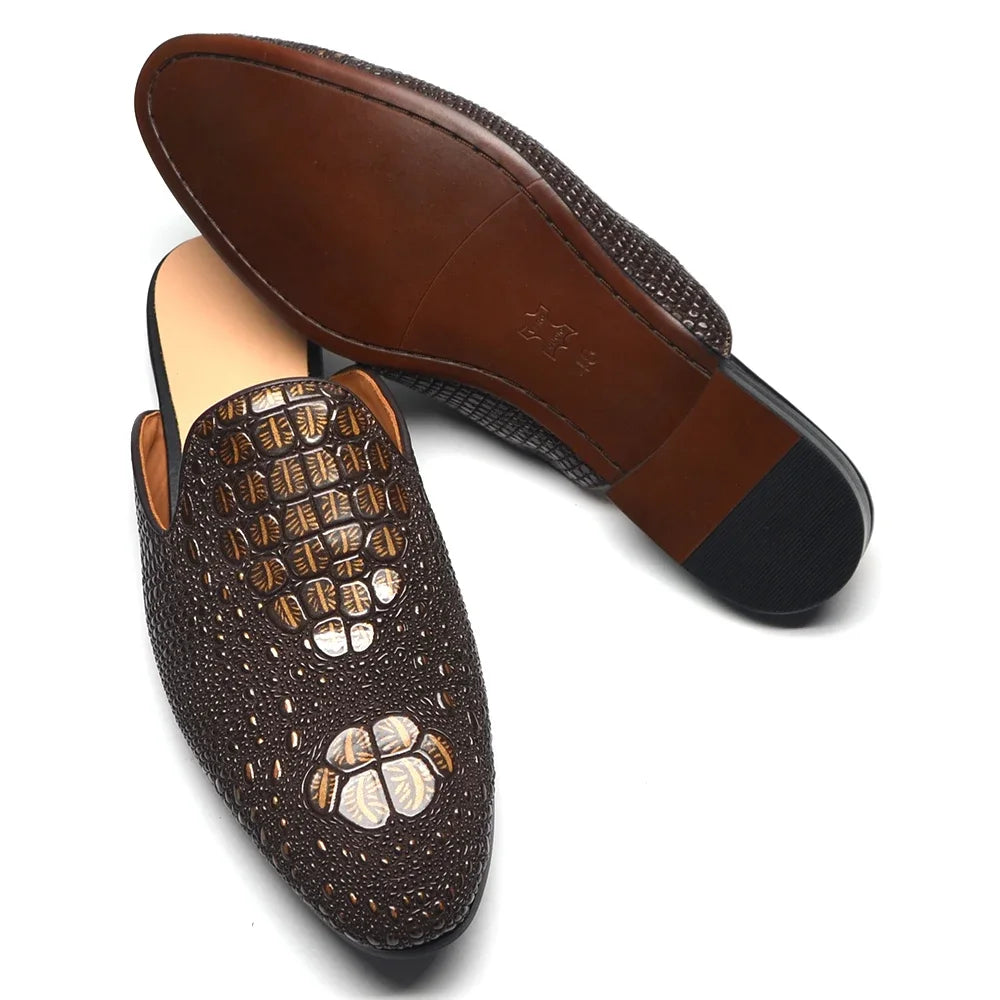Boutique Premium Feel (for your Exclusive Collection)
Handcrafted Men’s Genuine Cowhide Leather Mules – Luxury Crocodile Pattern Slip-On Pointed Toe Loafers | HollandLuxeGlobal.com Exclusive