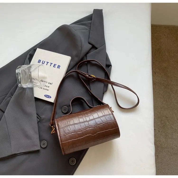 Women by Famous Designer – Luxury Shoulder & Crossbody Handbag for Ladies, Elegant Classic Style with Timeless Detailing and Premium Finish | HollandLuxeGlobal.com Exclusive Collector’s Item