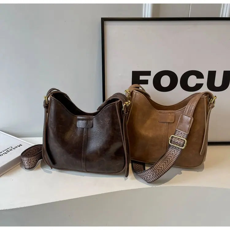 👜 Vintage Style Elegant Handbag for Ladies with Shoulder Strap and Premium Leather Construction | HollandLuxeGlobal.com Exclusive Collector’s Item