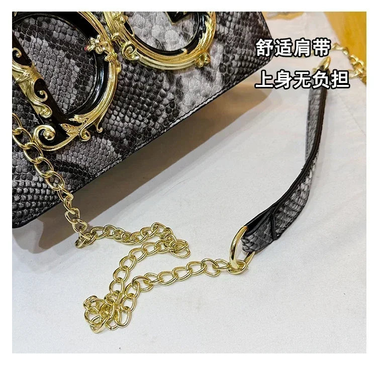 Elegant. Timeless. Functional.
This premium leather tote blends vintage charm with modern luxury — your perfect everyday statement.

HollandLuxeGlobal.com Exclusive Collector’s Item