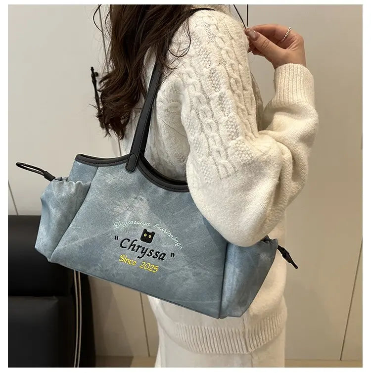 High-End Women’s Tote Bag – Genuine Leather Luxury Handbag with Trendy Commuter Design by a Famous Stylish Designer | HollandLuxeGlobal.com Exclusive Collector’s Item