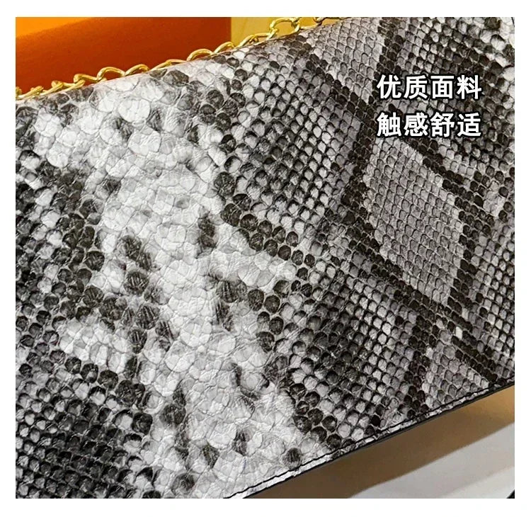 Elegant. Timeless. Functional.
This premium leather tote blends vintage charm with modern luxury — your perfect everyday statement.

HollandLuxeGlobal.com Exclusive Collector’s Item