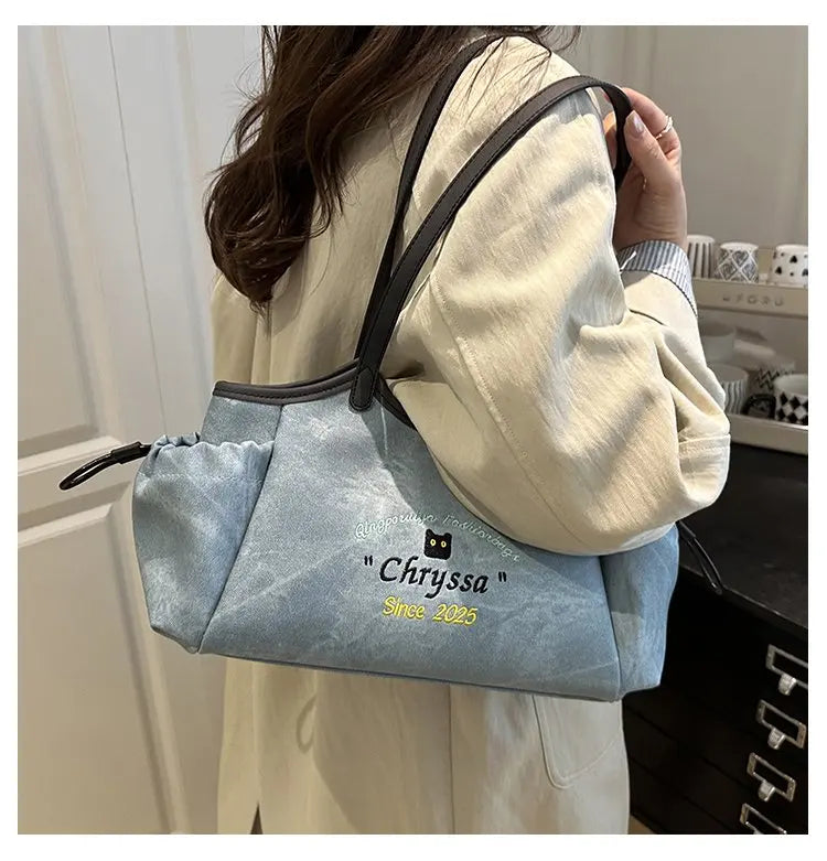 High-End Women’s Tote Bag – Genuine Leather Luxury Handbag with Trendy Commuter Design by a Famous Stylish Designer | HollandLuxeGlobal.com Exclusive Collector’s Item