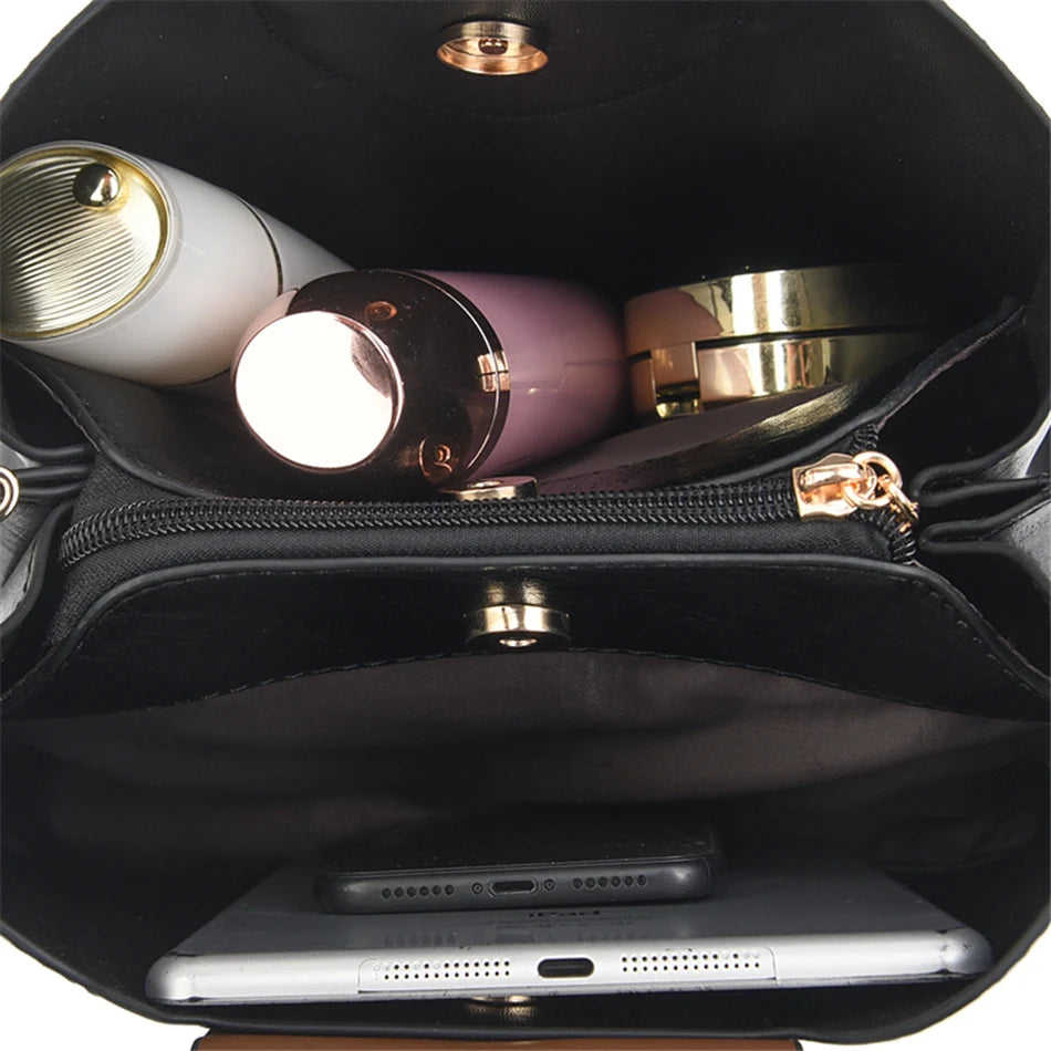 Step into timeless elegance with this Genuine Brand Leather Tote Bag, a luxury designer handbag crafted from high-quality leather. Perfect as a ladies crossbody or handbag, designed for women who appreciate quality