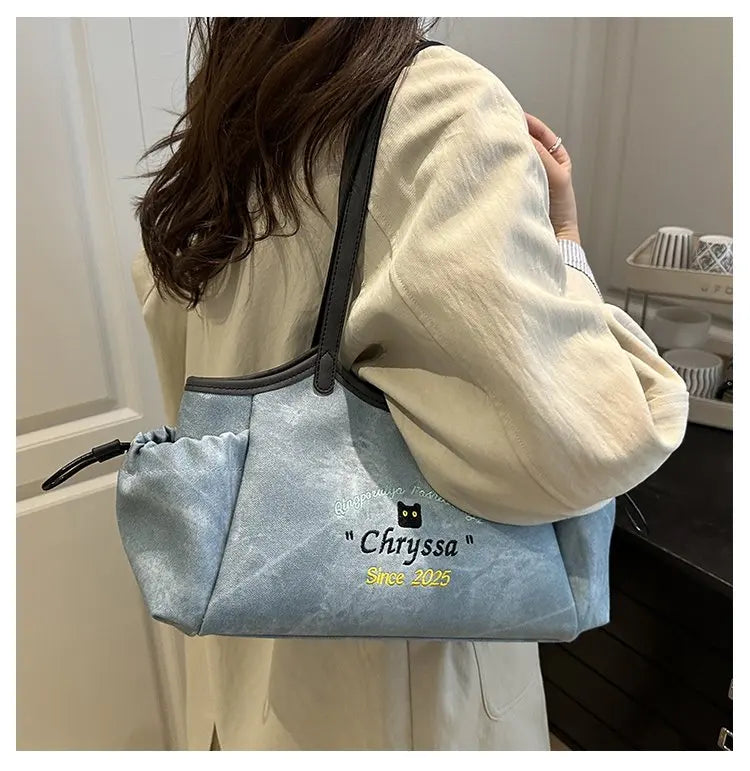 High-End Women’s Tote Bag – Genuine Leather Luxury Handbag with Trendy Commuter Design by a Famous Stylish Designer | HollandLuxeGlobal.com Exclusive Collector’s Item