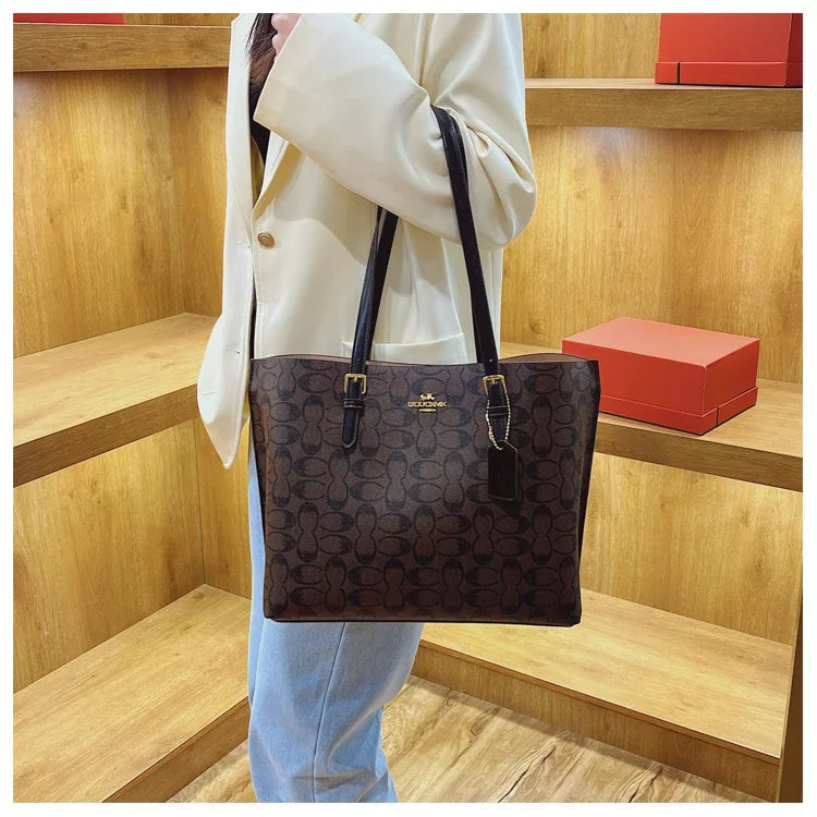 Boutique Premium Feel
Luxury Designer-Inspired Leather Crossbody Bag for Women – Elegant Shoulder Handbag | HollandLuxeGlobal.com Exclusive