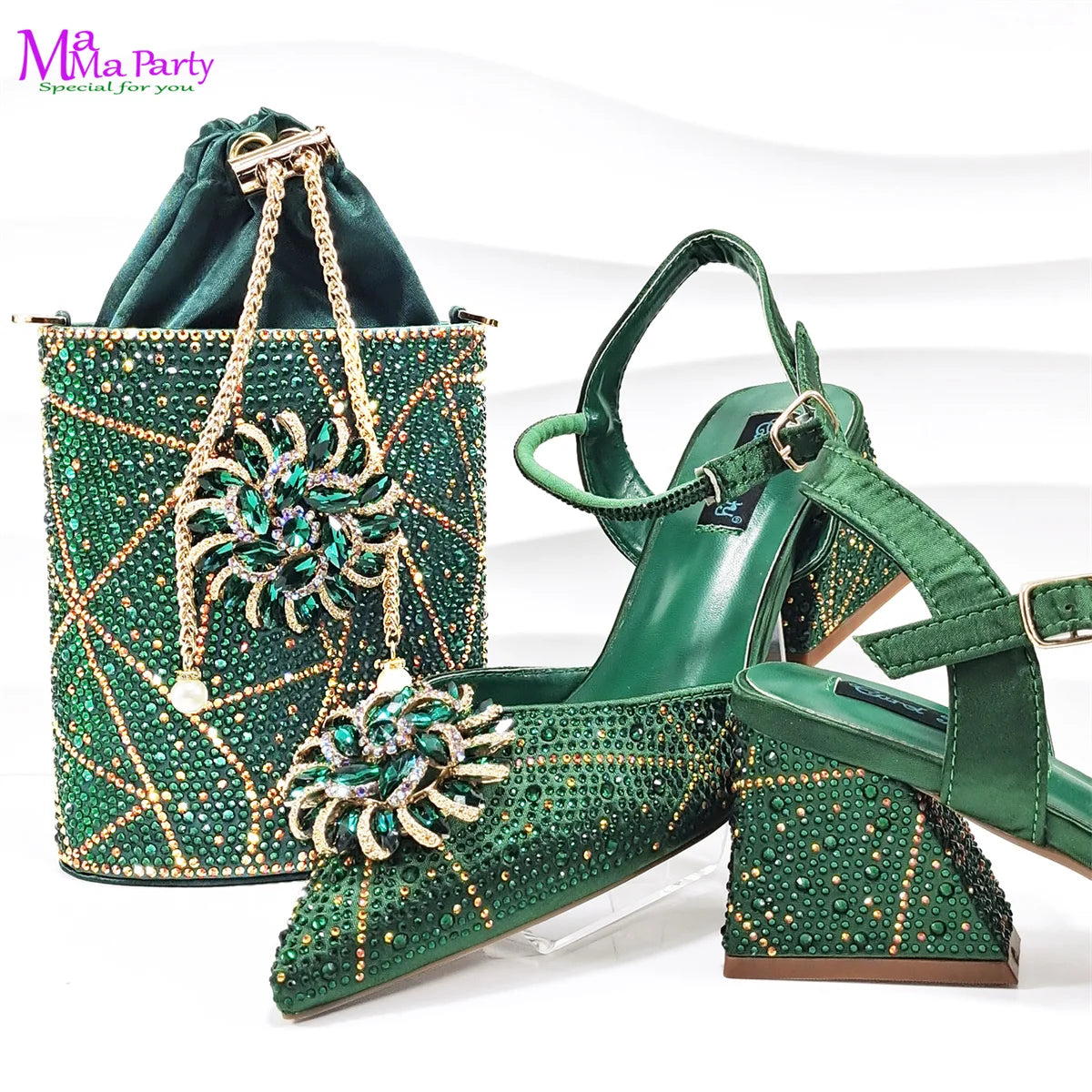 Boutique Premium Edition (for Exclusive Collection)
2025 Luxury African Design Shoes and Matching Bag Set in Coffee – Elegant Pointed Toe Pumps for Weddings & Special Occasions | HollandLuxeGlobal.com Exclusive