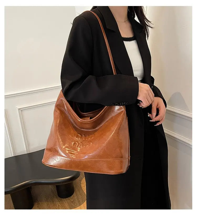 Premium & Boutique Feel (For Exclusive Collections)
Luxury Leather Handbag for Women – Elegant Designer Tote & Crossbody Bag | HollandLuxeGlobal.com Exclusive