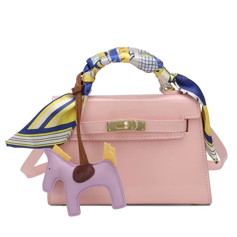 Classic Leather Tote Bag for Ladies | Spacious Interior Luxury Handbag | Famous Designer-Inspired Style | HollandLuxeGlobal.com Exclusive Collector’s Item