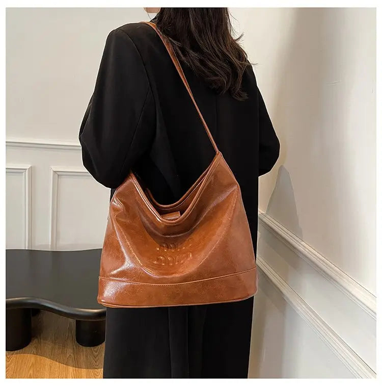 Premium & Boutique Feel (For Exclusive Collections)
Luxury Leather Handbag for Women – Elegant Designer Tote & Crossbody Bag | HollandLuxeGlobal.com Exclusive
