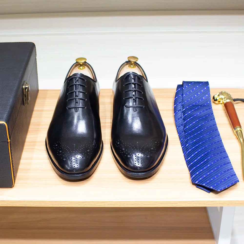 Italian Style Men’s Dress Shoes | Genuine Leather Handmade Classic Whole-Cut Oxford Lace-Up Formal Shoes | HollandLuxeGlobal.com Exclusive Collector’s Item