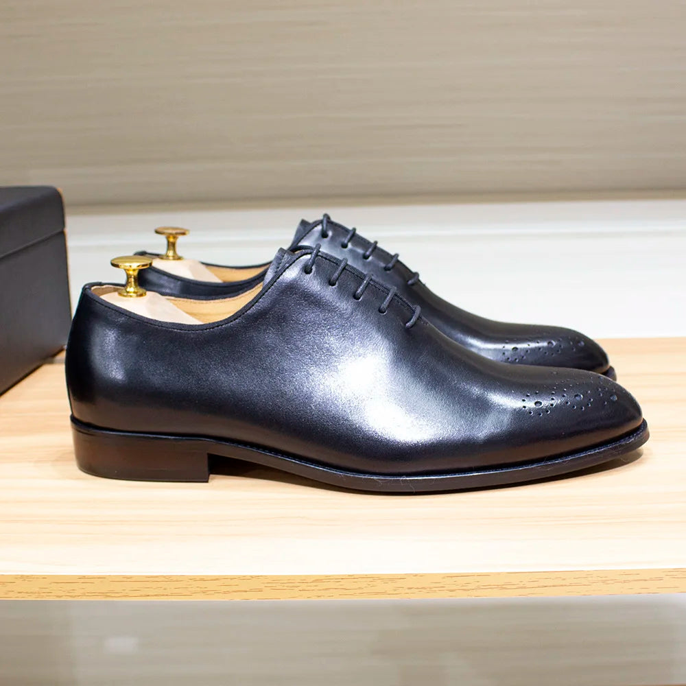 Italian Style Men’s Dress Shoes | Genuine Leather Handmade Classic Whole-Cut Oxford Lace-Up Formal Shoes | HollandLuxeGlobal.com Exclusive Collector’s Item
