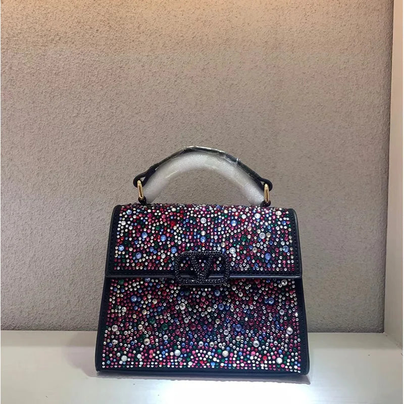 Elegant Vintage Leather Handbag for Ladies – Women’s Designer Tote Purse, Crossbody & Shoulder Bag in Classic Timeless Style | HollandLuxeGlobal.com Exclusive Collector’s Item