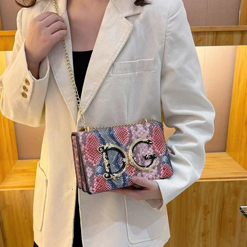 Elegant. Timeless. Functional.
This premium leather tote blends vintage charm with modern luxury — your perfect everyday statement.

HollandLuxeGlobal.com Exclusive Collector’s Item