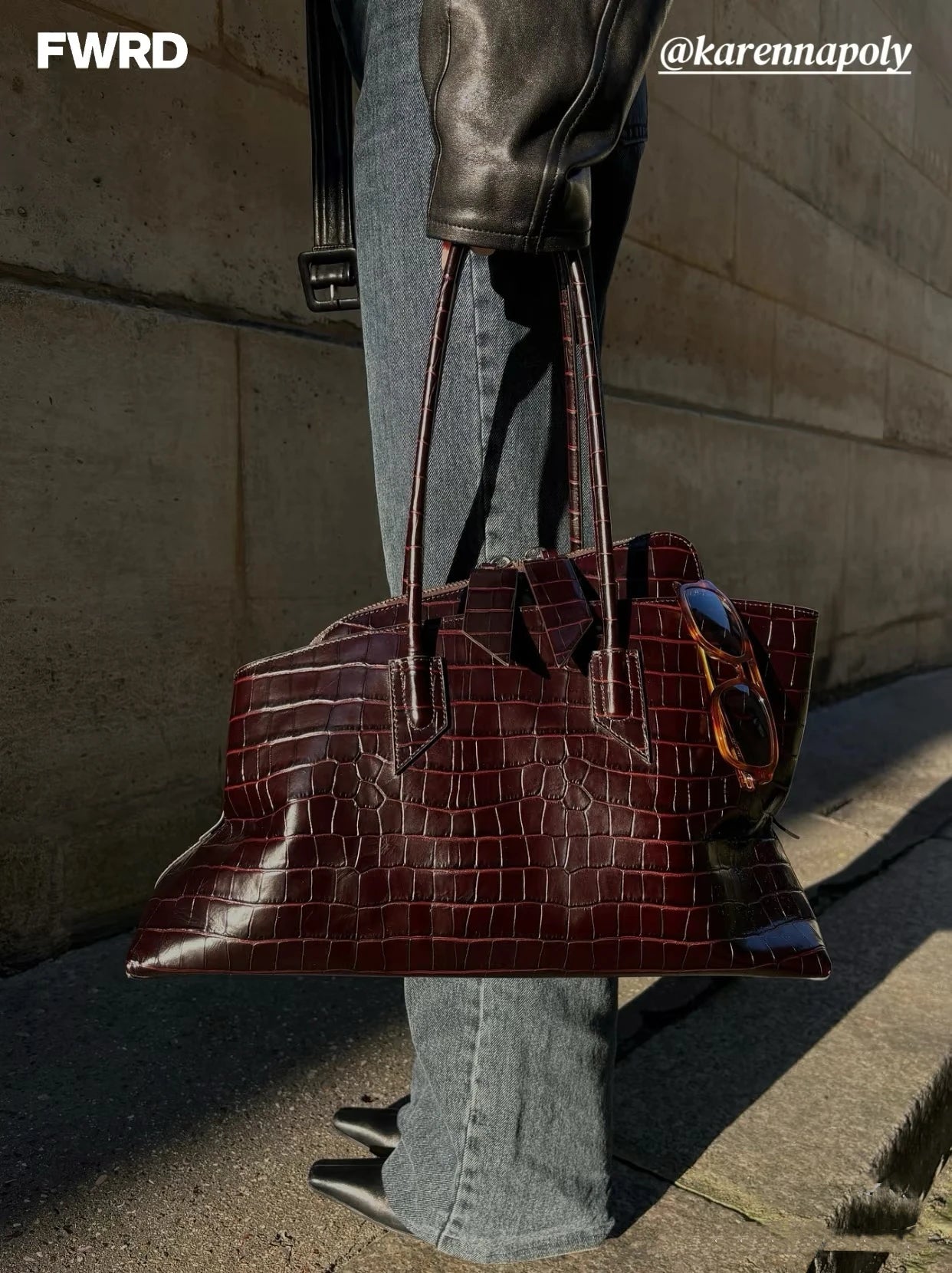 Crocodile Pattern Genuine Leather Luxury Handbag – High Quality Alligator-Style Large Capacity Women’s Tote & Shoulder Crossbody Bag | HollandLuxeGlobal.com Exclusive Collector’s Item