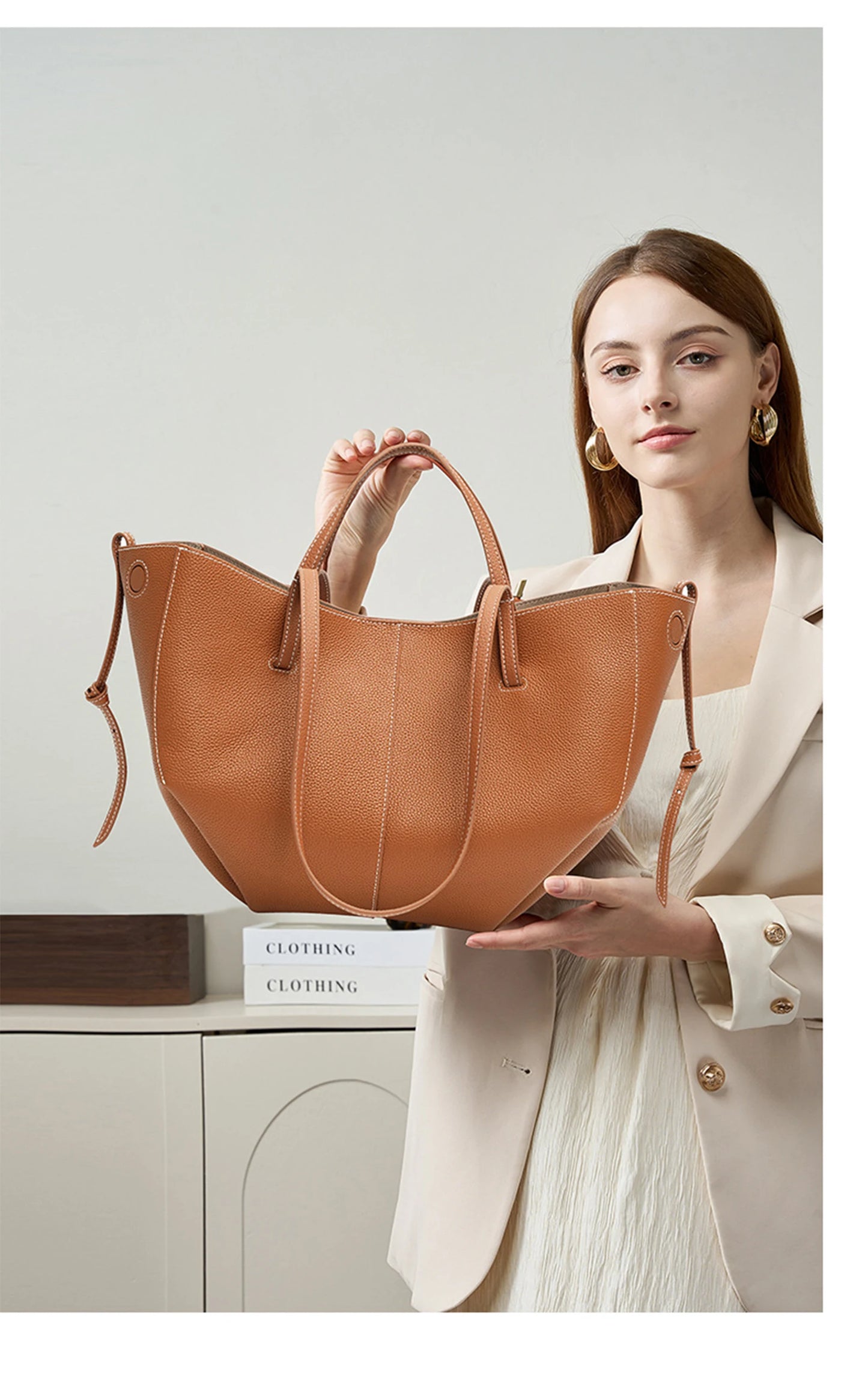 Indulge in timeless elegance with this Luxury Cow Leather Tote Bag, a spacious designer handbag crafted for the modern woman. Stylish and versatile — perfect as a shoulder, hobo, or shopper bag for everyday sophistication.