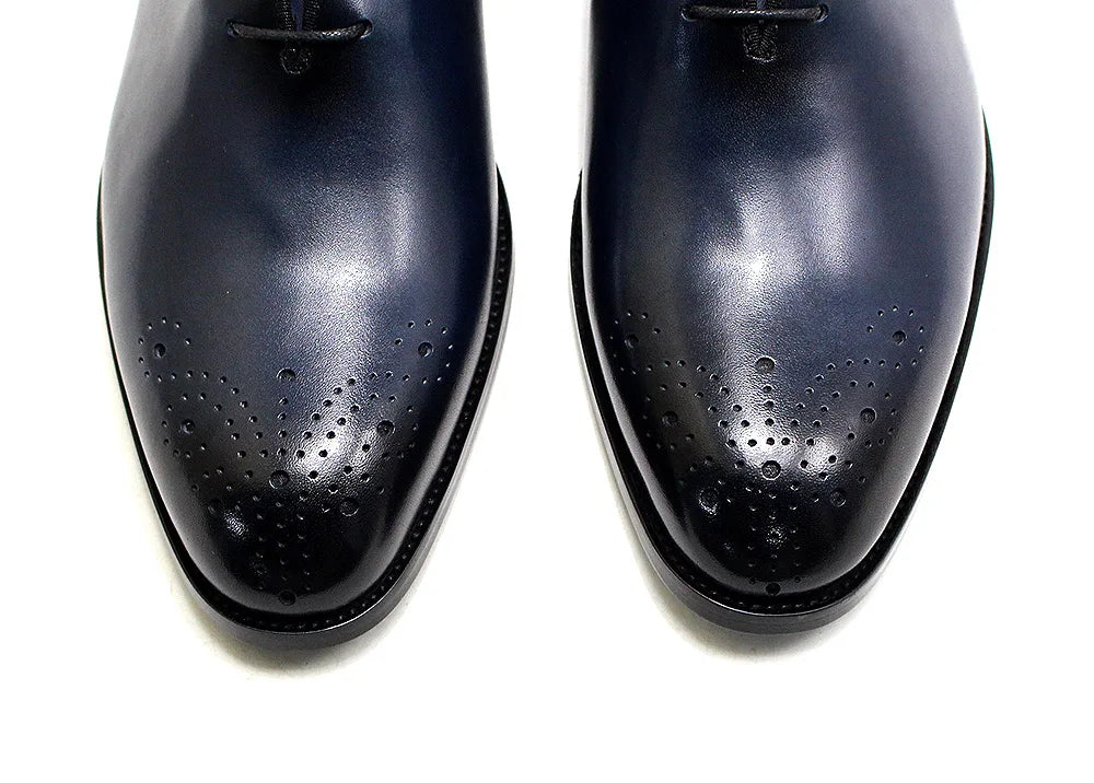 Italian Style Men’s Dress Shoes | Genuine Leather Handmade Classic Whole-Cut Oxford Lace-Up Formal Shoes | HollandLuxeGlobal.com Exclusive Collector’s Item