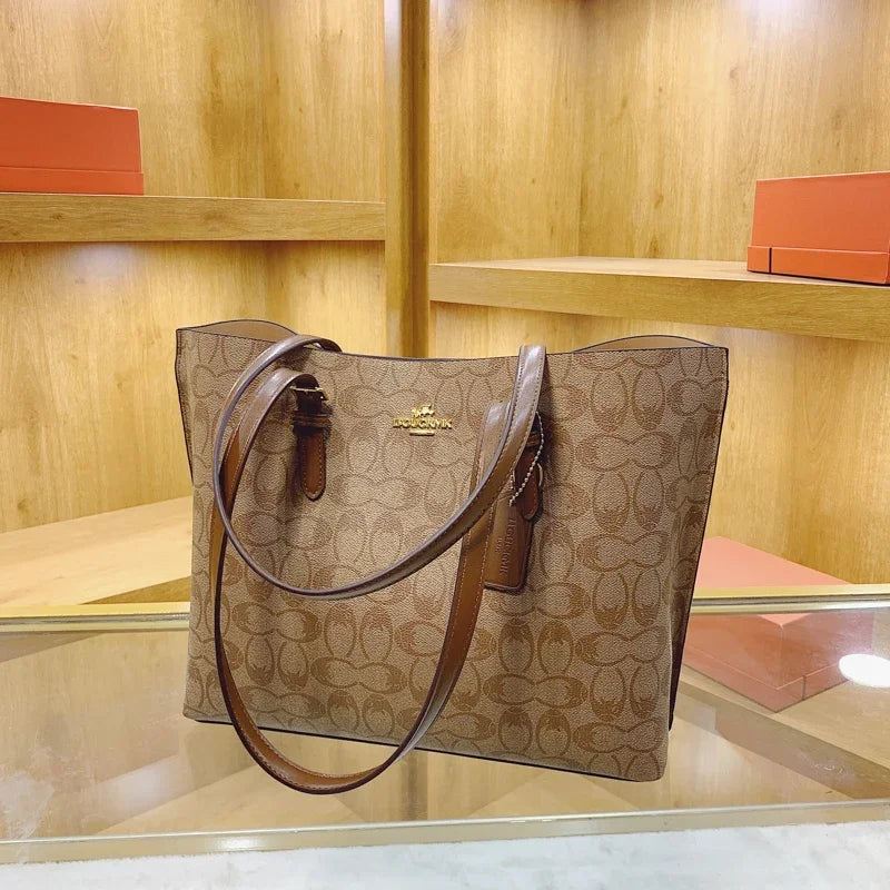 Boutique Premium Feel
Luxury Designer-Inspired Leather Crossbody Bag for Women – Elegant Shoulder Handbag | HollandLuxeGlobal.com Exclusive