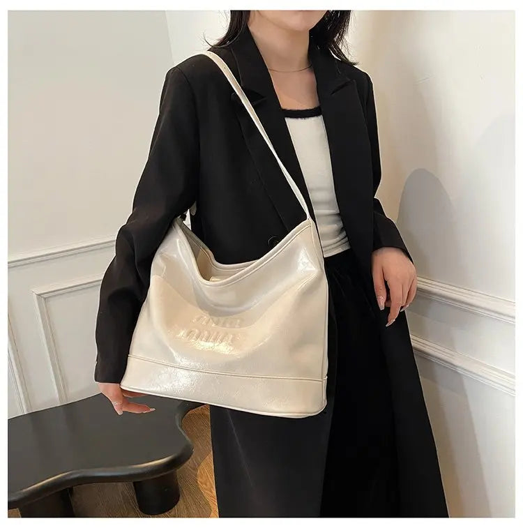 Premium & Boutique Feel (For Exclusive Collections)
Luxury Leather Handbag for Women – Elegant Designer Tote & Crossbody Bag | HollandLuxeGlobal.com Exclusive