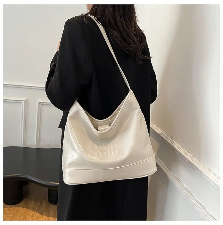 Premium & Boutique Feel (For Exclusive Collections)
Luxury Leather Handbag for Women – Elegant Designer Tote & Crossbody Bag | HollandLuxeGlobal.com Exclusive