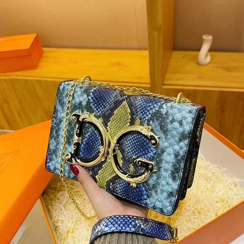 Elegant. Timeless. Functional.
This premium leather tote blends vintage charm with modern luxury — your perfect everyday statement.

HollandLuxeGlobal.com Exclusive Collector’s Item