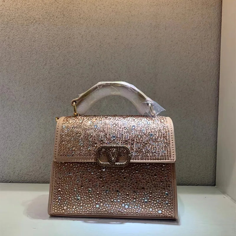 Elegant Vintage Leather Handbag for Ladies – Women’s Designer Tote Purse, Crossbody & Shoulder Bag in Classic Timeless Style | HollandLuxeGlobal.com Exclusive Collector’s Item