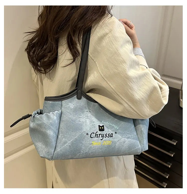 High-End Women’s Tote Bag – Genuine Leather Luxury Handbag with Trendy Commuter Design by a Famous Stylish Designer | HollandLuxeGlobal.com Exclusive Collector’s Item