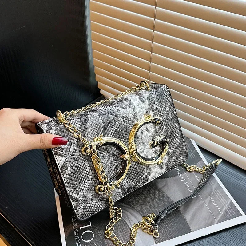 Elegant. Timeless. Functional.
This premium leather tote blends vintage charm with modern luxury — your perfect everyday statement.

HollandLuxeGlobal.com Exclusive Collector’s Item