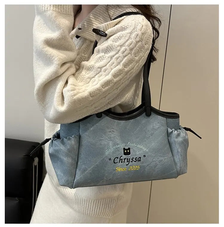 High-End Women’s Tote Bag – Genuine Leather Luxury Handbag with Trendy Commuter Design by a Famous Stylish Designer | HollandLuxeGlobal.com Exclusive Collector’s Item