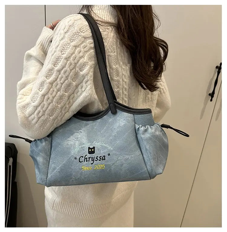 High-End Women’s Tote Bag – Genuine Leather Luxury Handbag with Trendy Commuter Design by a Famous Stylish Designer | HollandLuxeGlobal.com Exclusive Collector’s Item