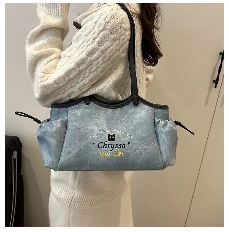 High-End Women’s Tote Bag – Genuine Leather Luxury Handbag with Trendy Commuter Design by a Famous Stylish Designer | HollandLuxeGlobal.com Exclusive Collector’s Item