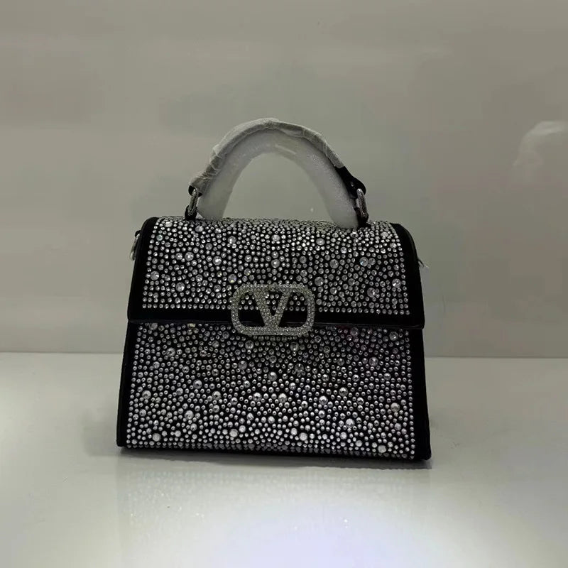 Elegant Vintage Leather Handbag for Ladies – Women’s Designer Tote Purse, Crossbody & Shoulder Bag in Classic Timeless Style | HollandLuxeGlobal.com Exclusive Collector’s Item