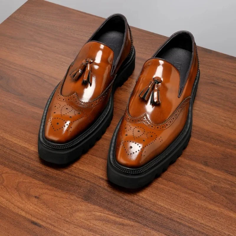 HollandLuxe Exclusive – Genuine Leather Brogue Loafers with Tassel
	•	Premium Handmade Leather Loafers – Summer Slip-On with Thick Sole
	•	Collector’s Edition Leather Tassel Loafers – Breathable & Elegant