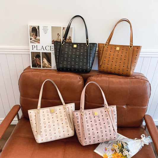 👜 Vintage Simple Clutch Bag – Fashionable, Unique, and Perfect for Evening Shows | Solid Color Trendy Leather High-End Superstar Bag | HollandLuxeGlobal.com Exclusive Collector’s Item