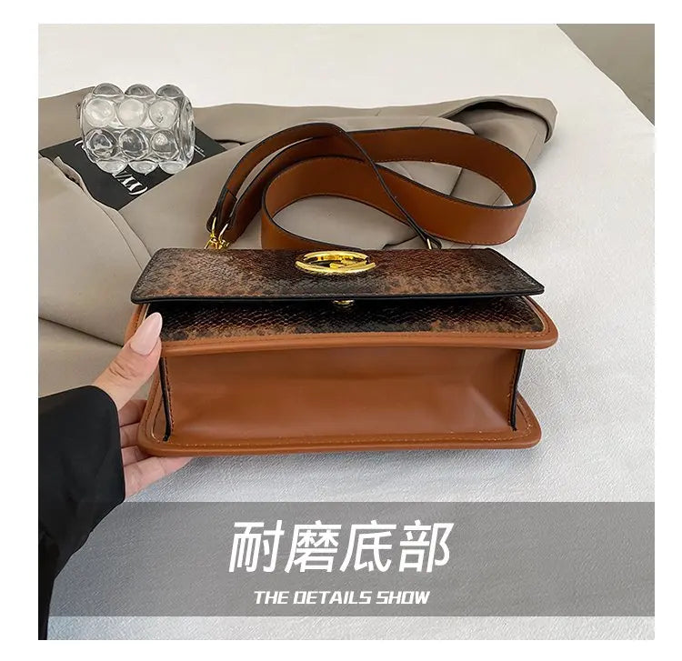 Classic Elegant Ladies Tote Bag – Luxury Leather Women’s Handbag by Famous Designer, Timeless Style from a Popular Luxury Brand | HollandLuxeGlobal.com Exclusive Collector’s Item