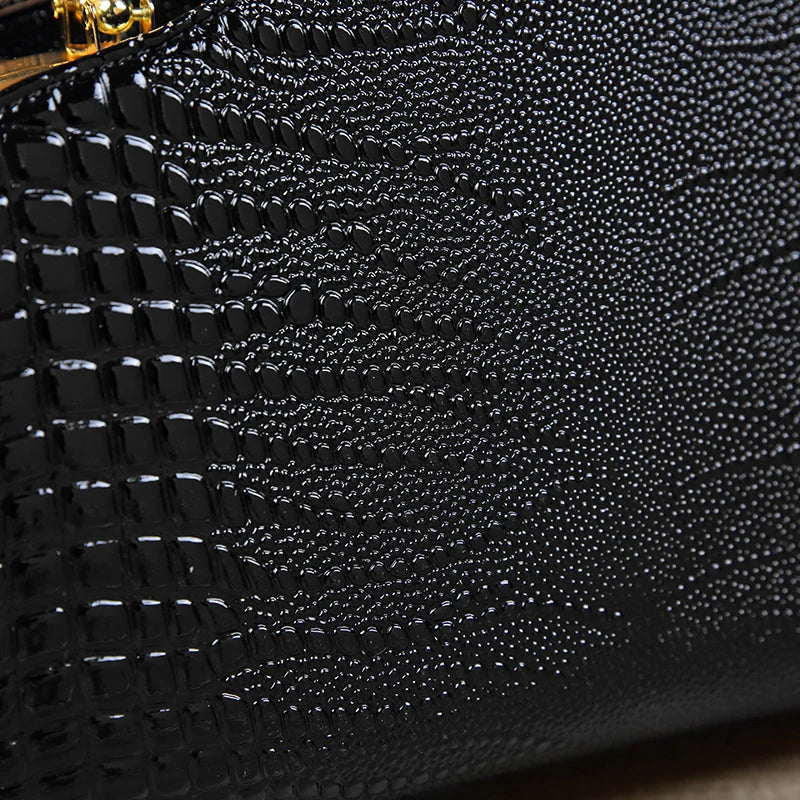 2022 Crocodile Leather Designer Handbag – Exquisite Genuine Leather Luxury Tote for Women | HollandLuxeGlobal.com Exclusive Collector’s Item