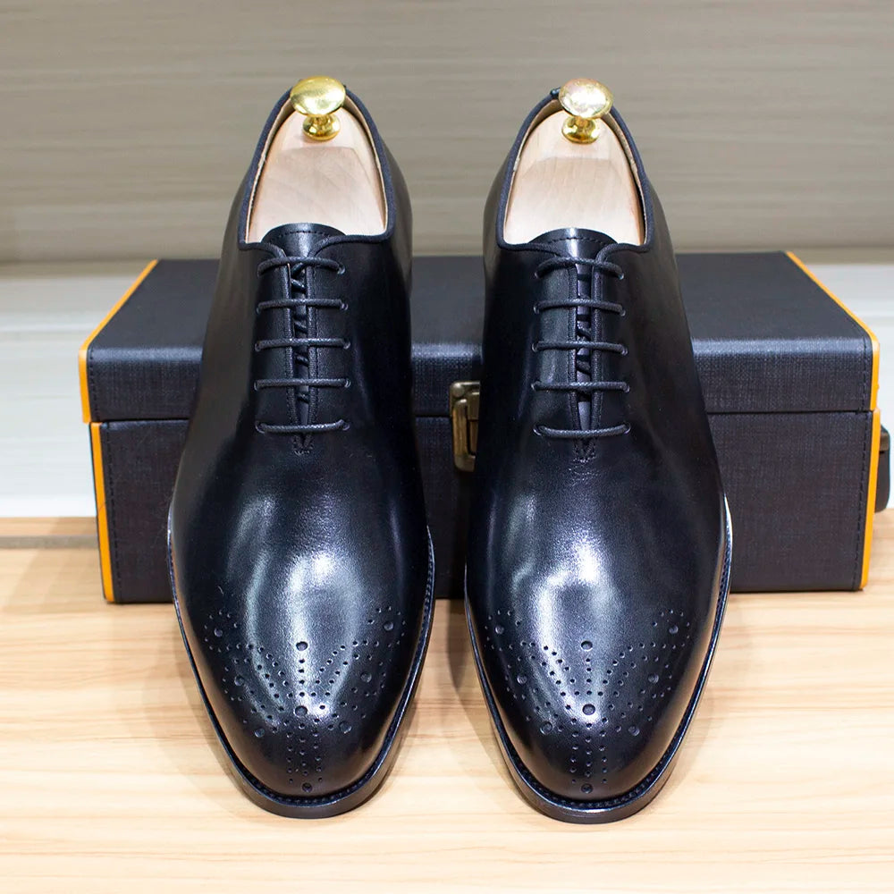 Italian Style Men’s Dress Shoes | Genuine Leather Handmade Classic Whole-Cut Oxford Lace-Up Formal Shoes | HollandLuxeGlobal.com Exclusive Collector’s Item