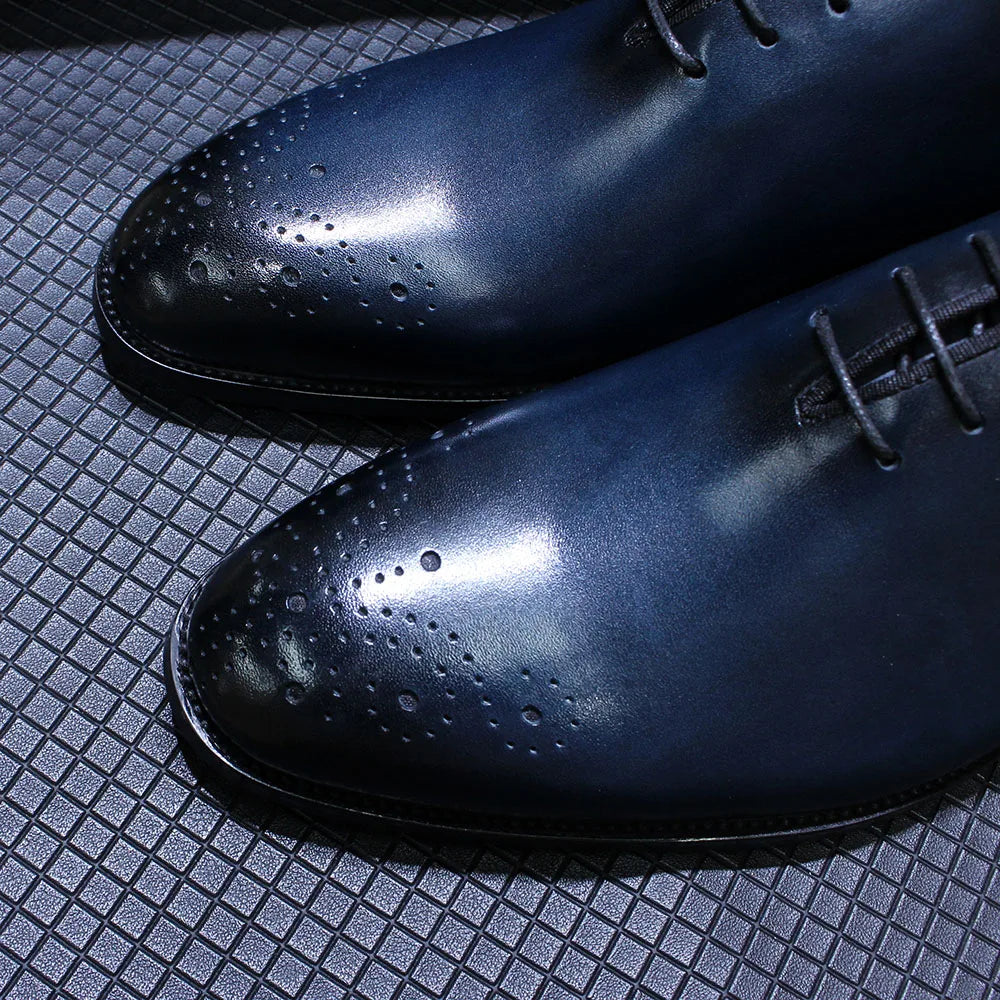 Italian Style Men’s Dress Shoes | Genuine Leather Handmade Classic Whole-Cut Oxford Lace-Up Formal Shoes | HollandLuxeGlobal.com Exclusive Collector’s Item