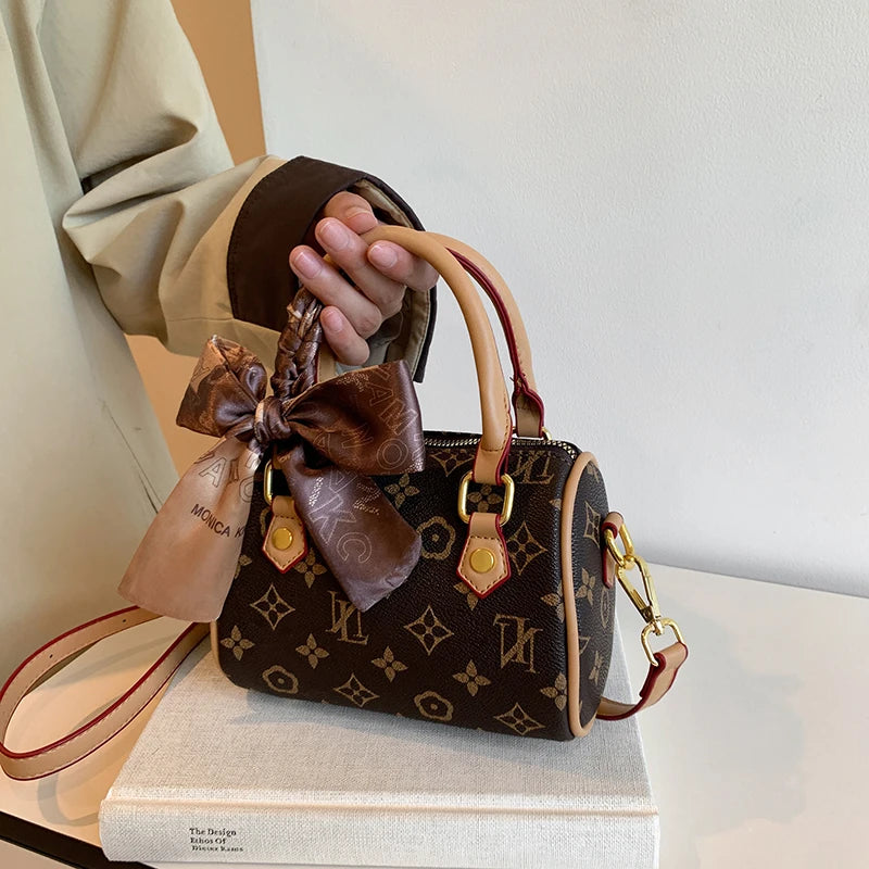 👜 Paris Fashion Designer Elegant Handbag Classic Vintage Style for Luxury Women Leisure Business Commuter Bag | HollandLuxeGlobal.com Exclusive Collector’s Item