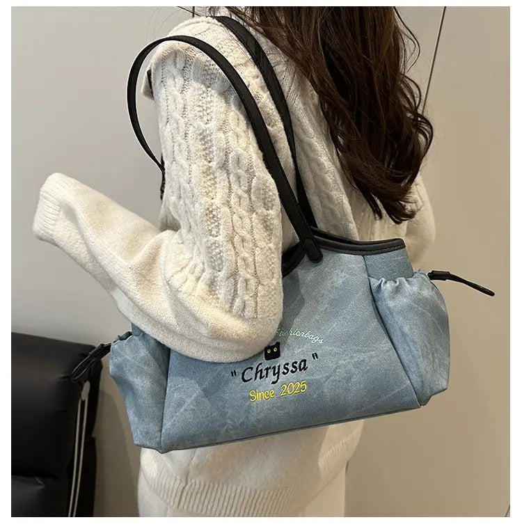 High-End Women’s Tote Bag – Genuine Leather Luxury Handbag with Trendy Commuter Design by a Famous Stylish Designer | HollandLuxeGlobal.com Exclusive Collector’s Item