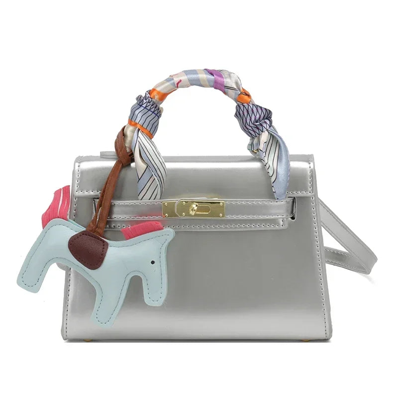 Classic Leather Tote Bag for Ladies | Spacious Interior Luxury Handbag | Famous Designer-Inspired Style | HollandLuxeGlobal.com Exclusive Collector’s Item