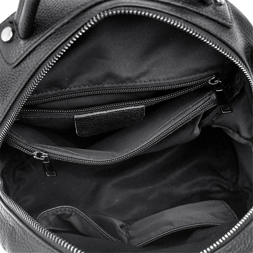 Stay stylish and organized with this Luxury Designer Plaid Shoulder Bag & Backpack, crafted for women and teenage girls. Featuring a large-capacity design and elegant plaid pattern — perfect for school, travel, or daily use